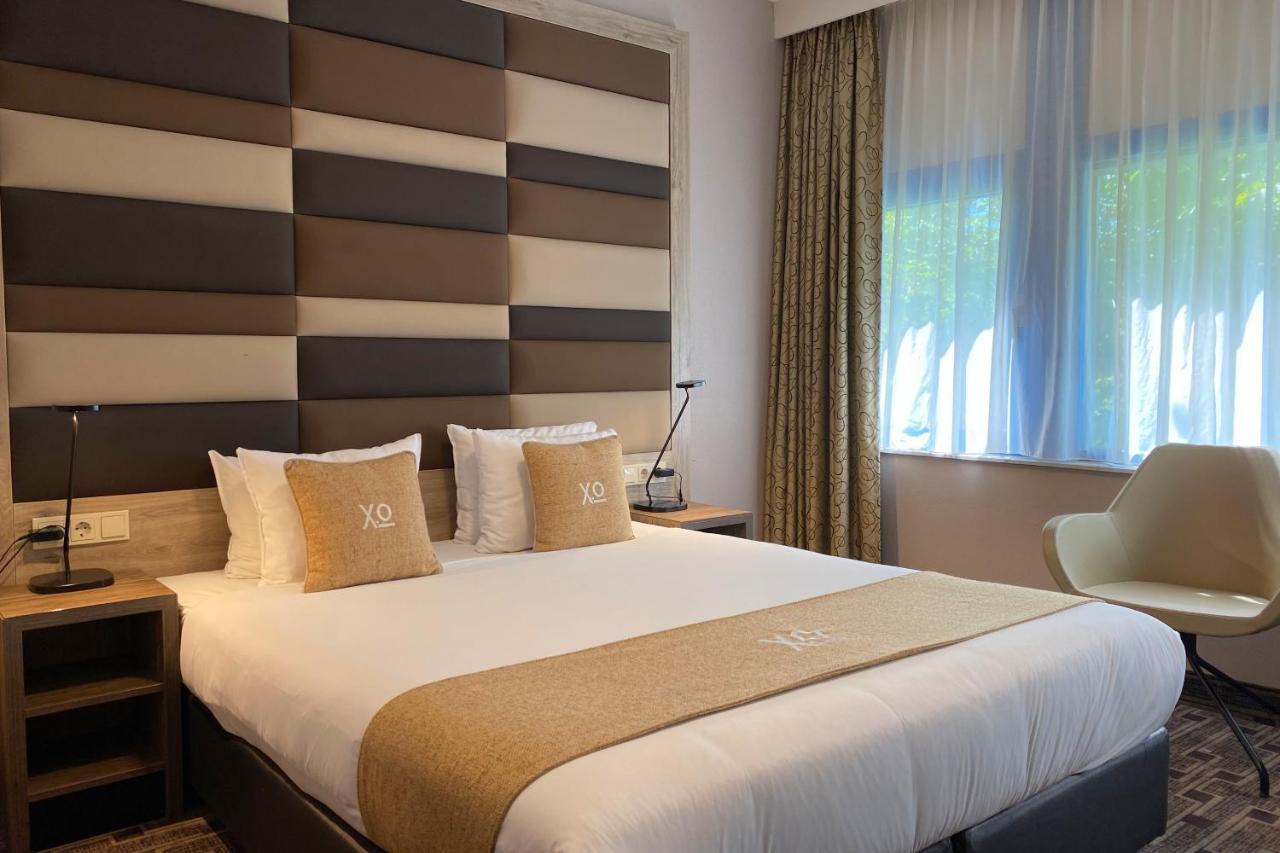 Double Room,1589090056:JPEG