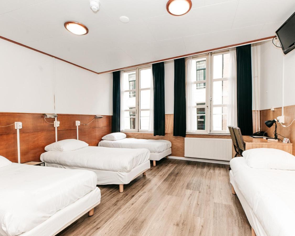 Standaard Quadruple Room,1369963775:JPEG