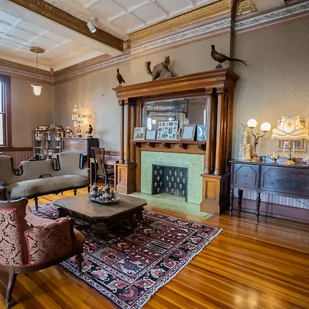 Amsterdam Castle Ny-3
