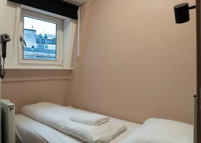 CS Hotel